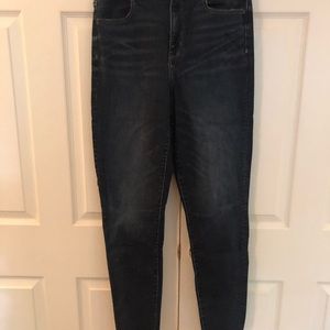 American Eagle High-Rise Curvey Jeggings